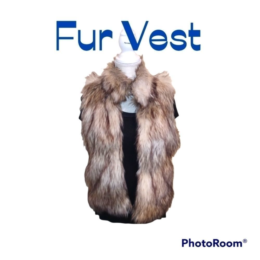 Cí Sono by Cavalini Light Brown Faux Fur Vest